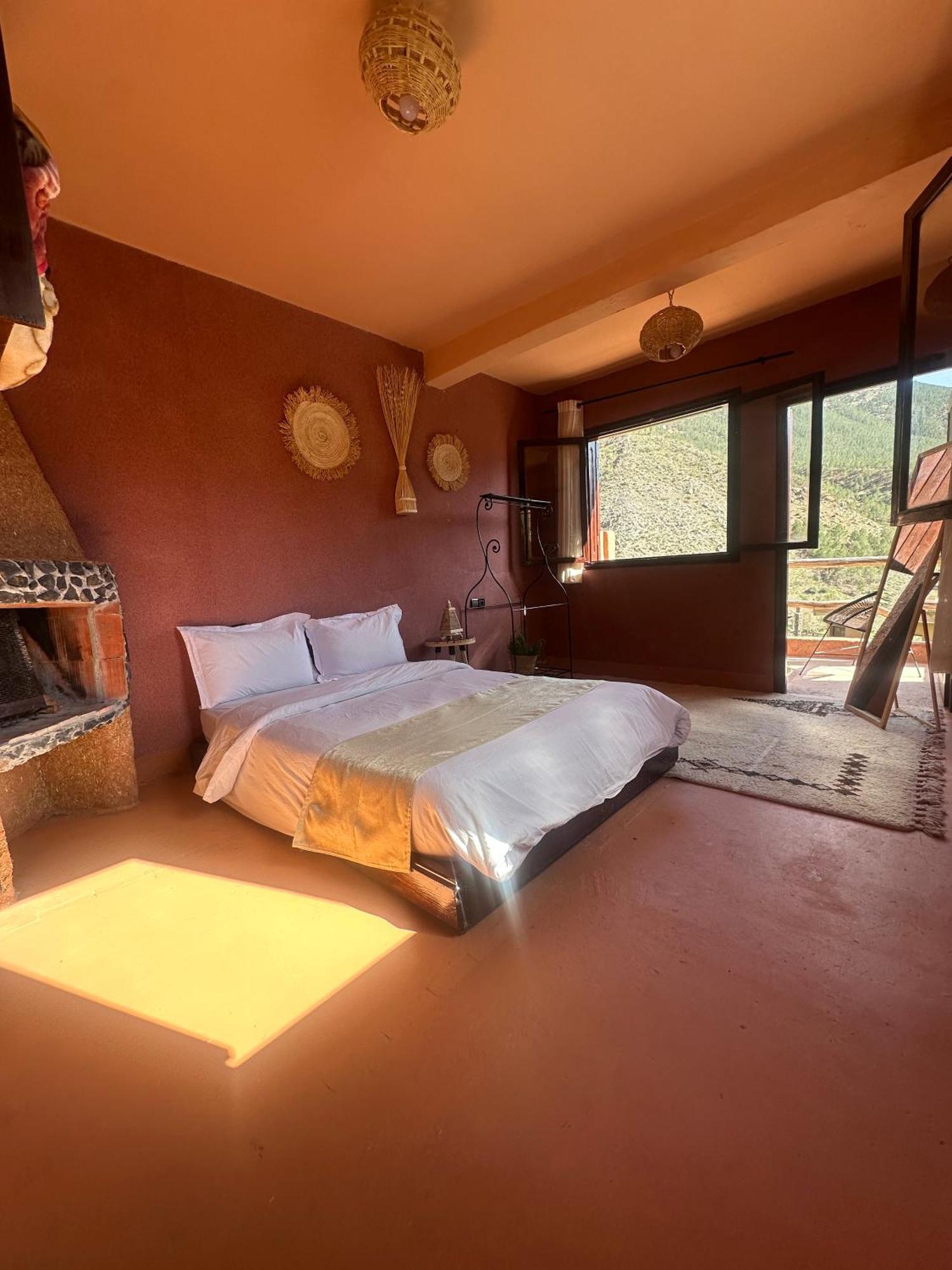 Aux Lumieres Du Toubkal Light Of Toubkal Hotell Imlil  Eksteriør bilde